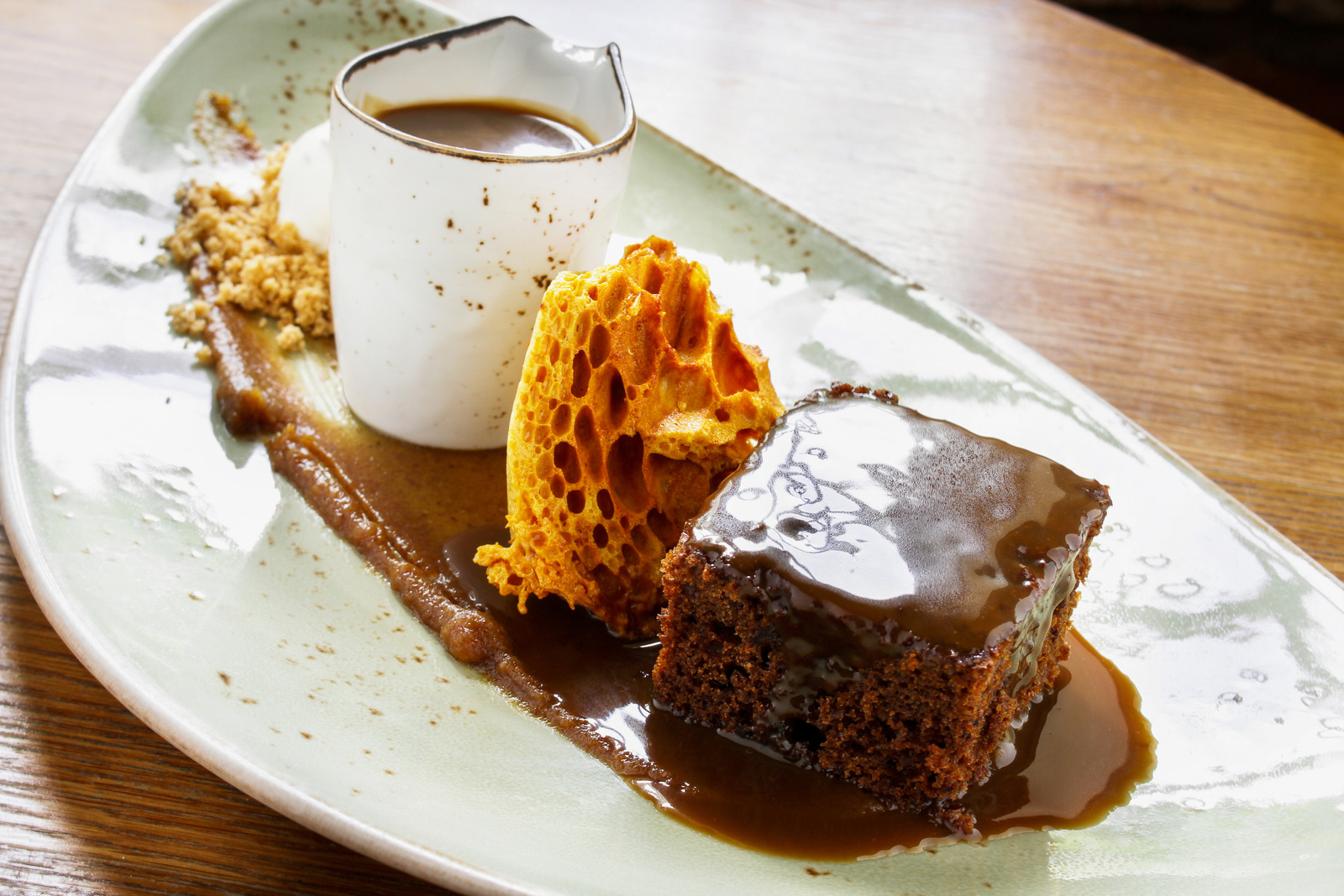 Sticky toffee pudding 